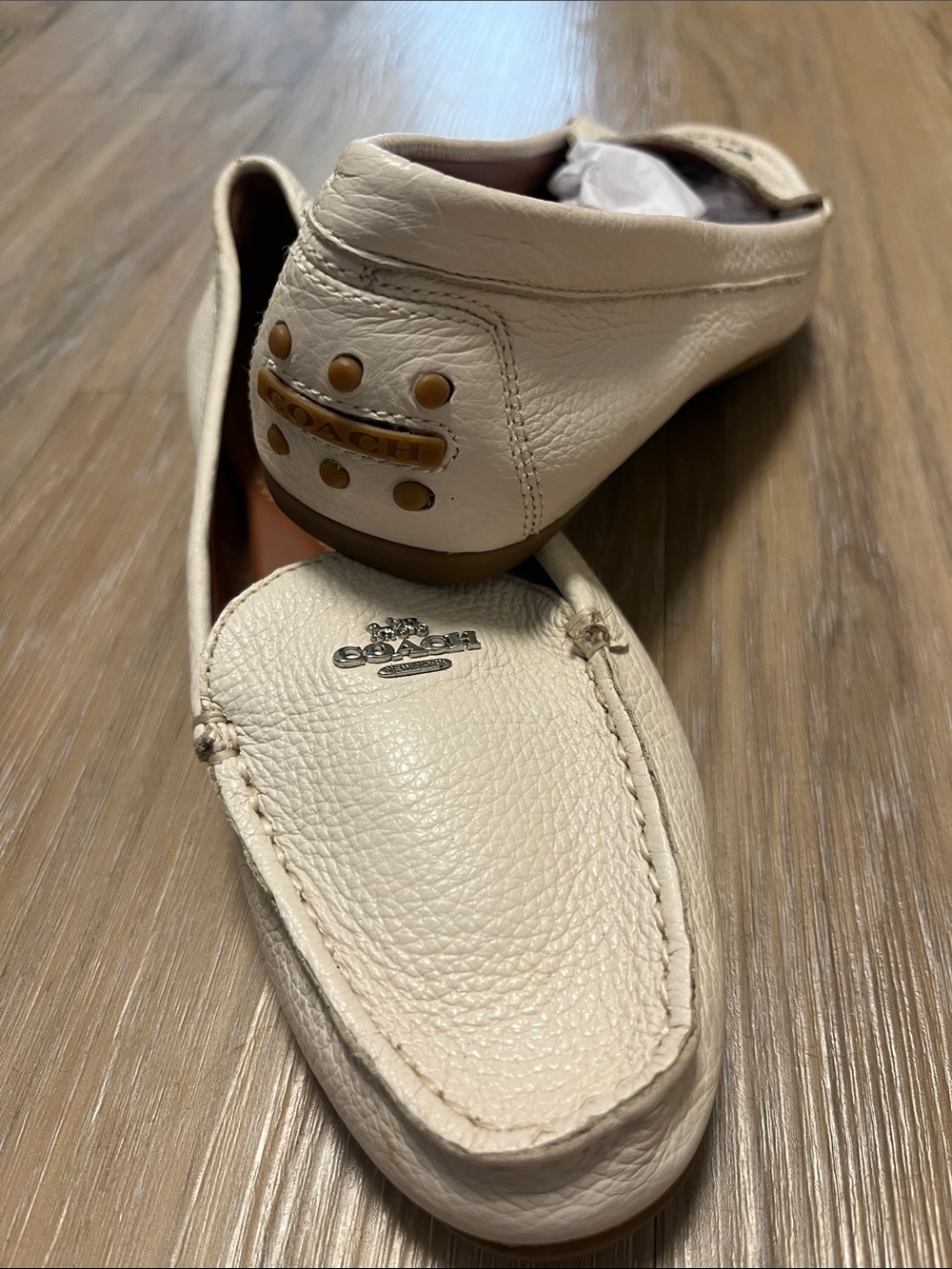 Coach Cream Leather Pebbled Driving Loafers - Picture 2 of 4